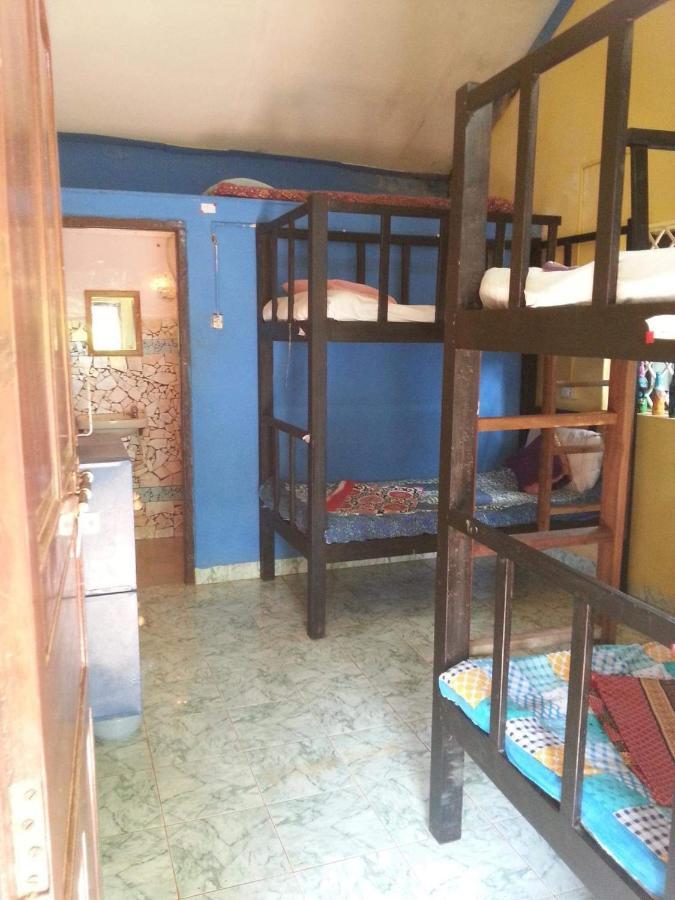 Hippie hostel Anjuna Buitenkant foto